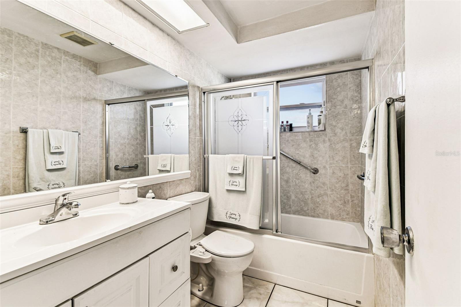 HOLIDAY LAKE ESTATES - Residential