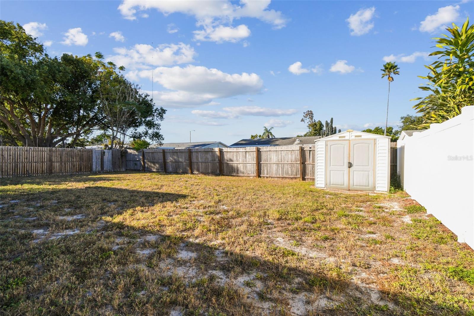 HOLIDAY LAKE ESTATES - Residential