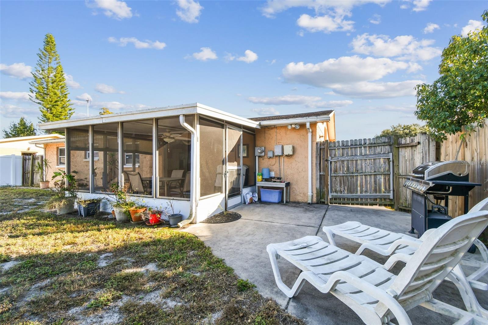 HOLIDAY LAKE ESTATES - Residential