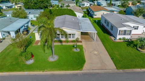 A home in LADY LAKE