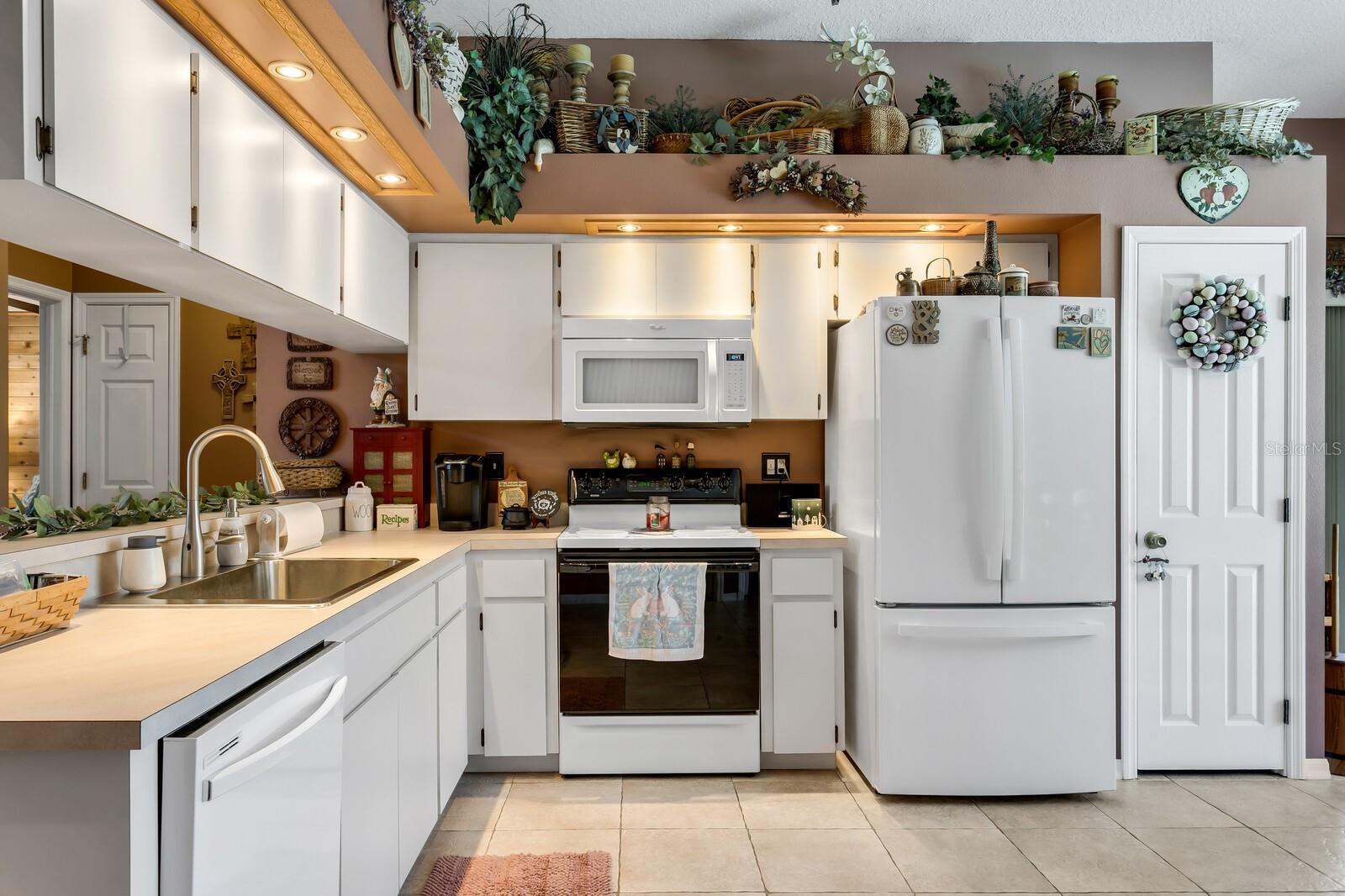 DIXIE CROSSINGS - Residential