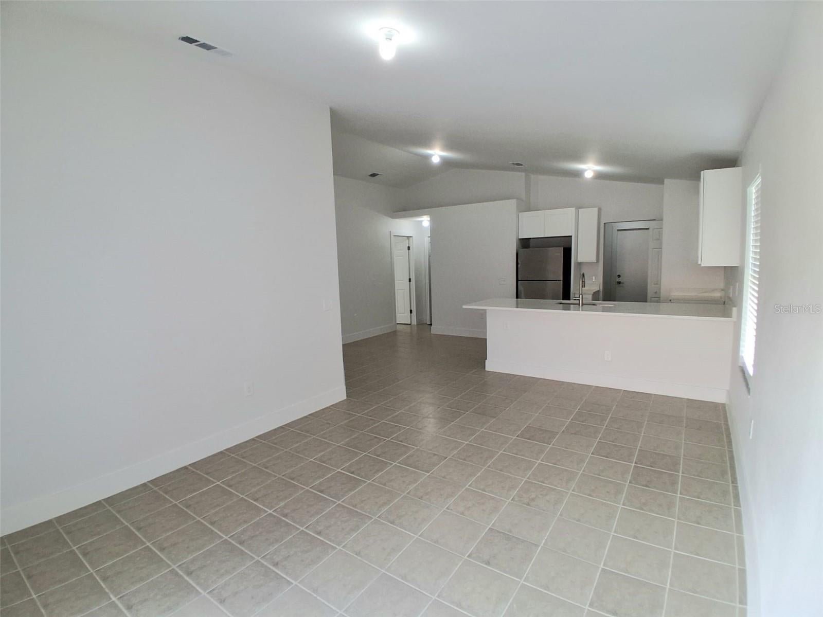 1047 FLORIDA HOLLY DRIVE
