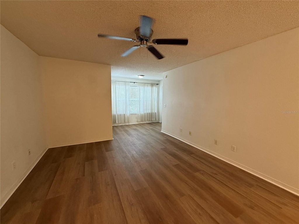 Photo of 5120 Conroy Road #523, Orlando, FL 32811 (MLS # O6384976)