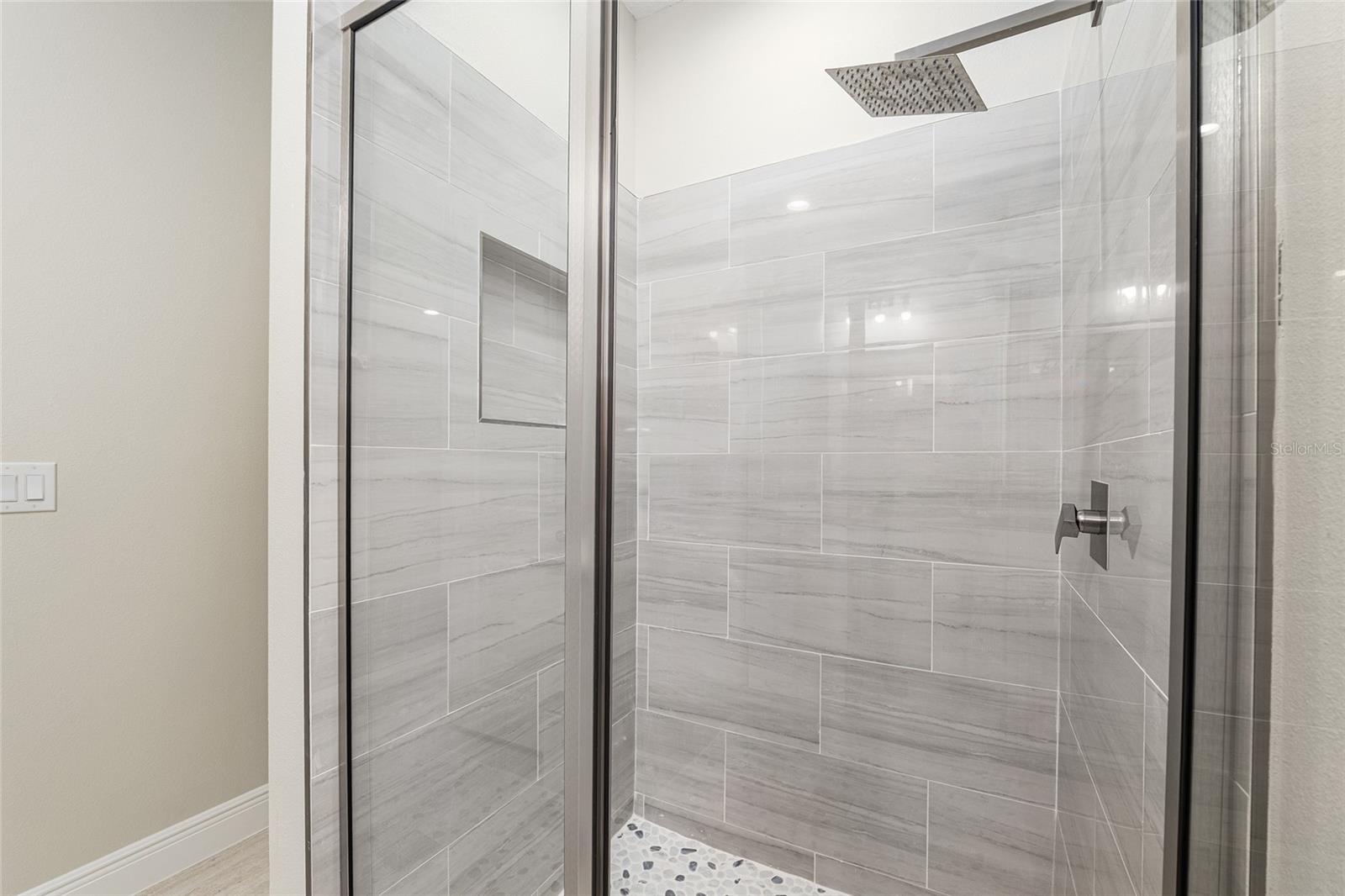 BELLEVIEW HEIGHTS ESTATES UNIT 03 - Residential