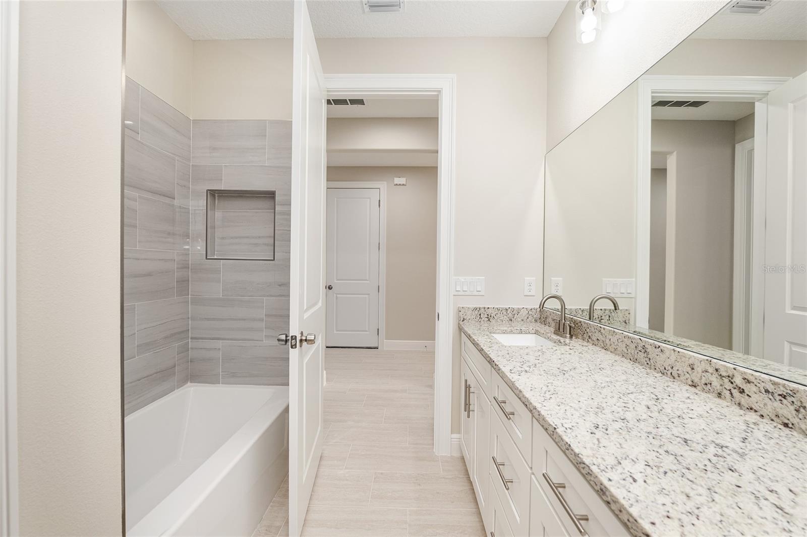 BELLEVIEW HEIGHTS ESTATES UNIT 03 - Residential