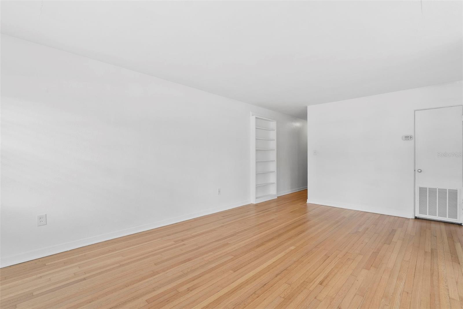 LAKE HIGHLAND HEIGHTS - Residential Income