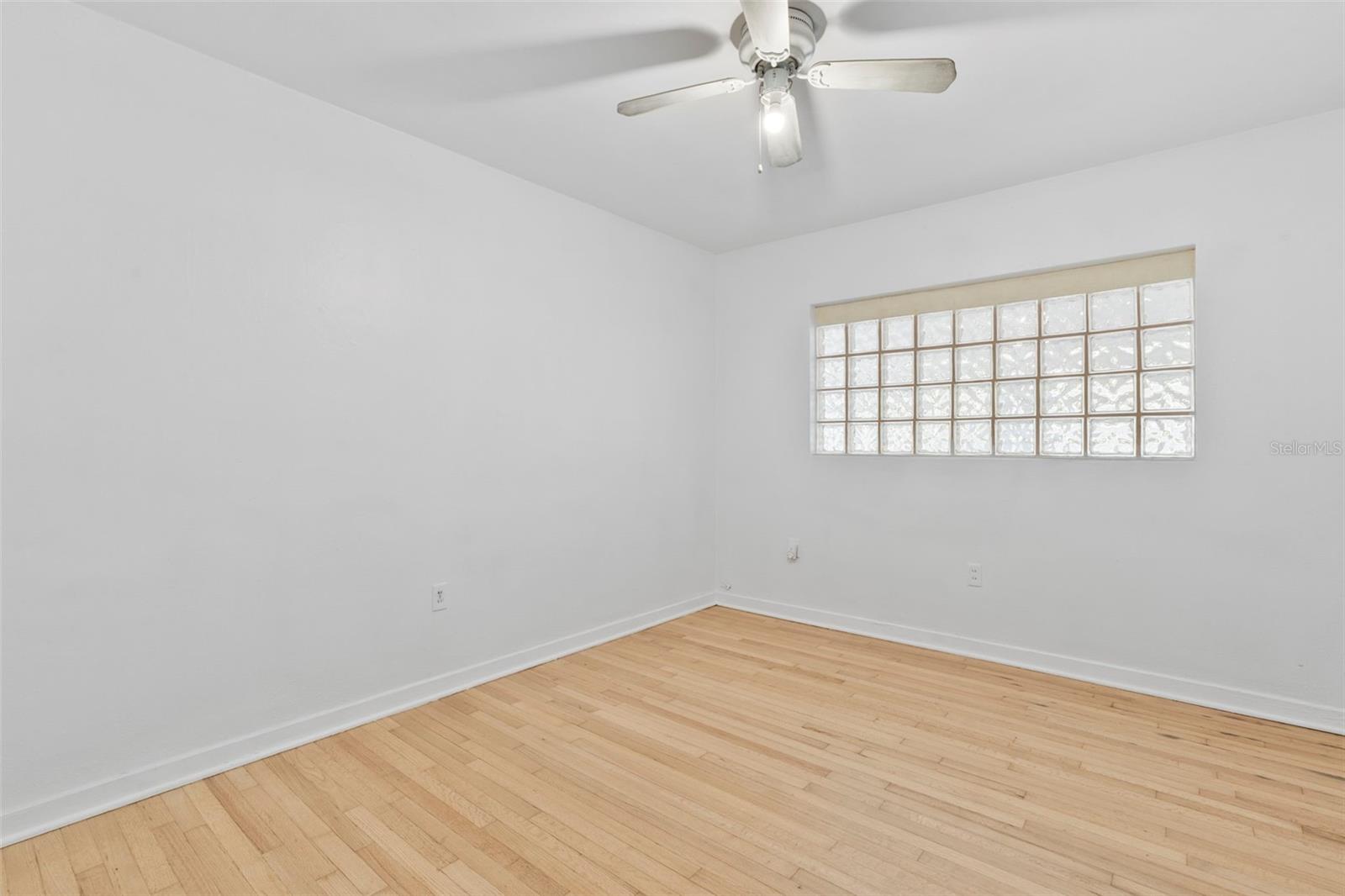 LAKE HIGHLAND HEIGHTS - Residential Income