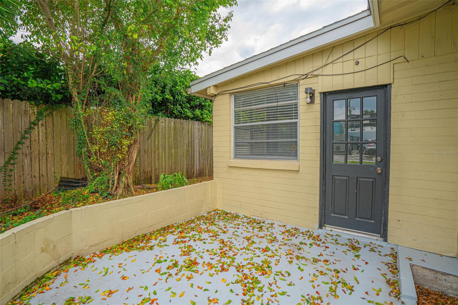LAKE HIGHLAND HEIGHTS - Residential Income