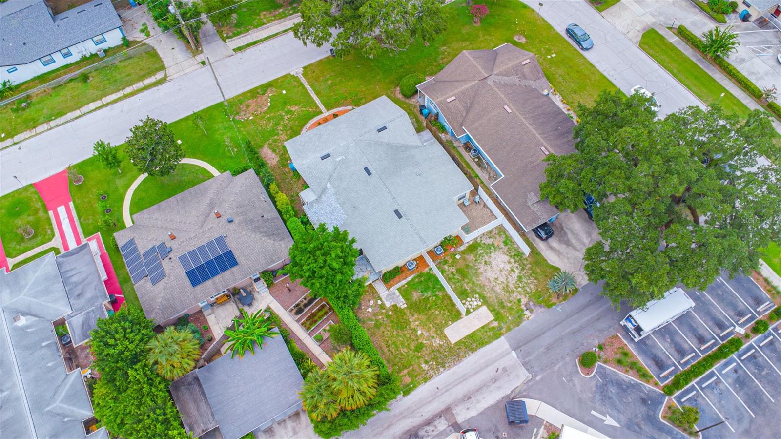 LAKE HIGHLAND HEIGHTS - Residential Income