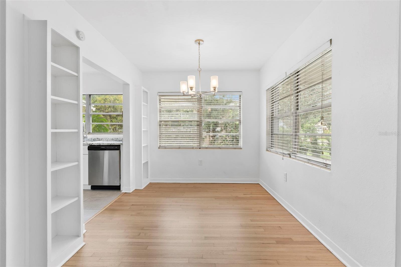 LAKE HIGHLAND HEIGHTS - Residential Income