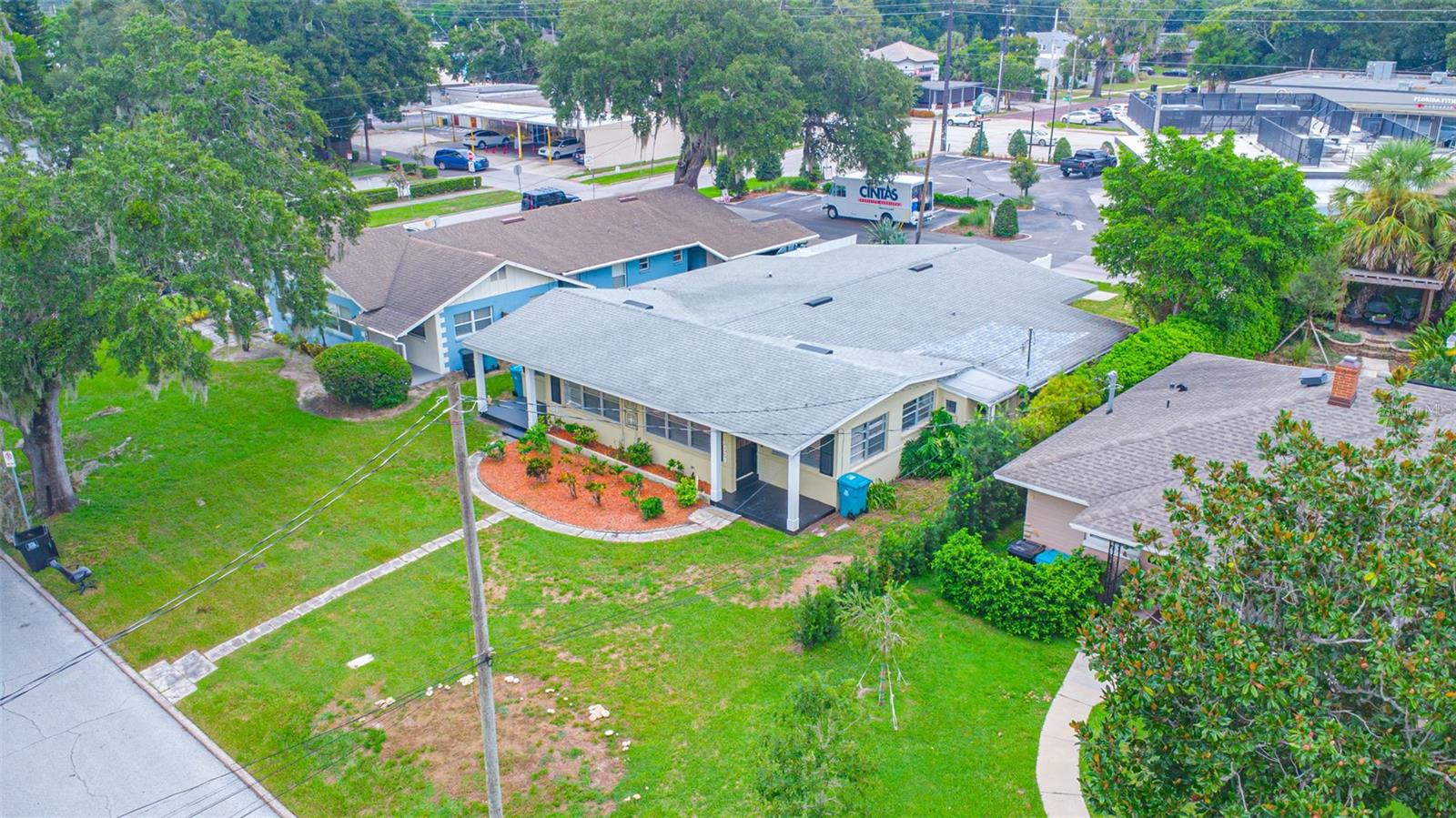 LAKE HIGHLAND HEIGHTS - Residential Income