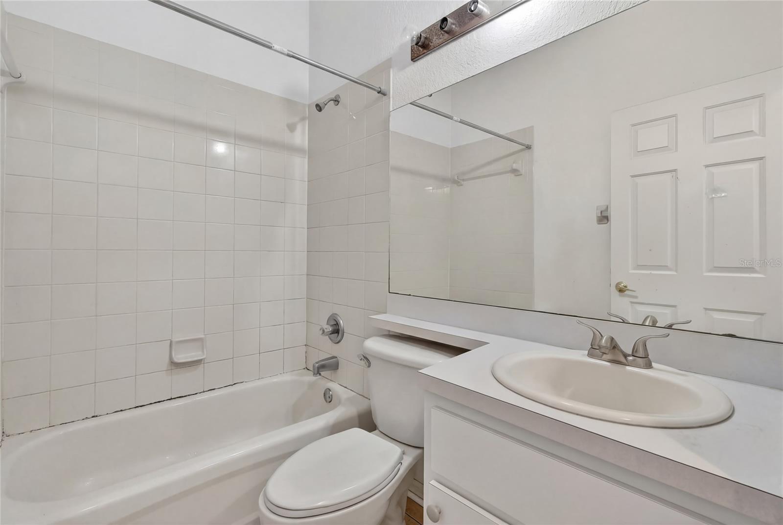 HIGHLAND HARBOR - Residential