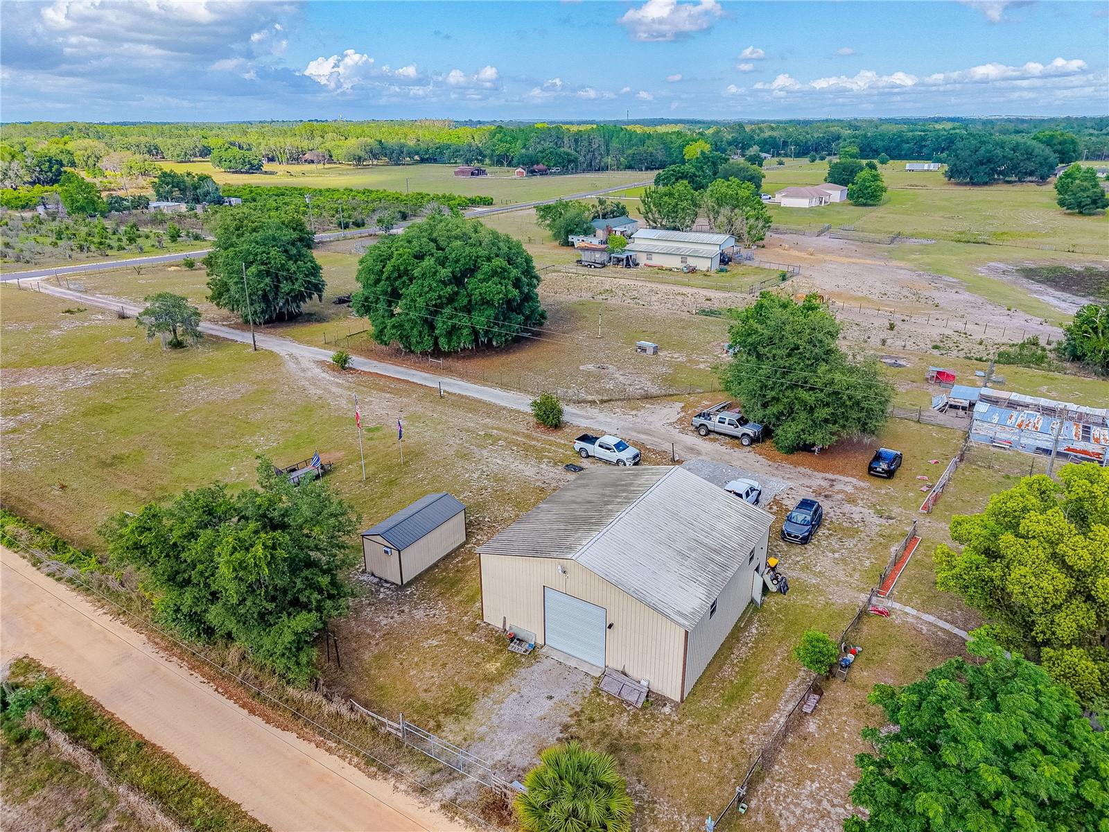 GROVELAND FARMS 35-22-24 - Residential