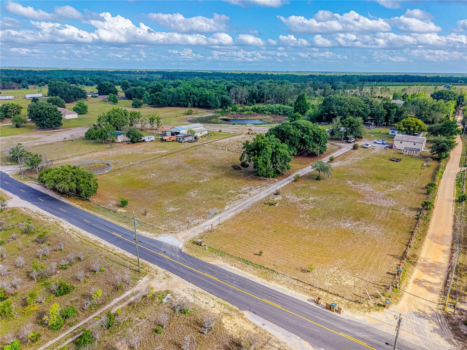 GROVELAND FARMS 35-22-24 - Residential
