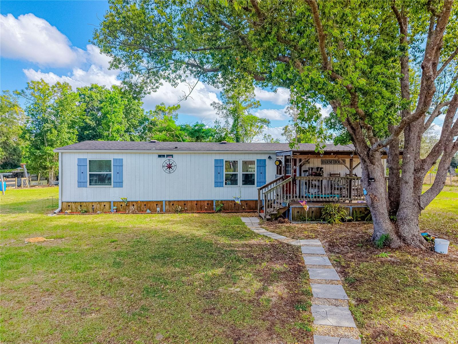 GROVELAND FARMS 35-22-24 - Residential