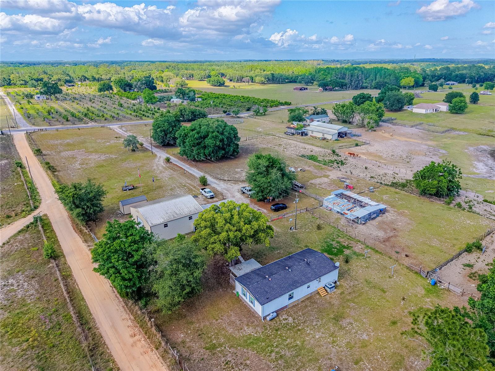 GROVELAND FARMS 35-22-24 - Residential