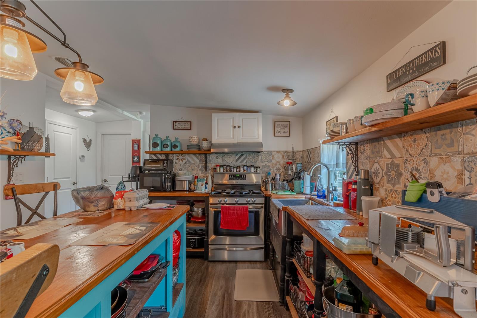 GROVELAND FARMS 35-22-24 - Residential