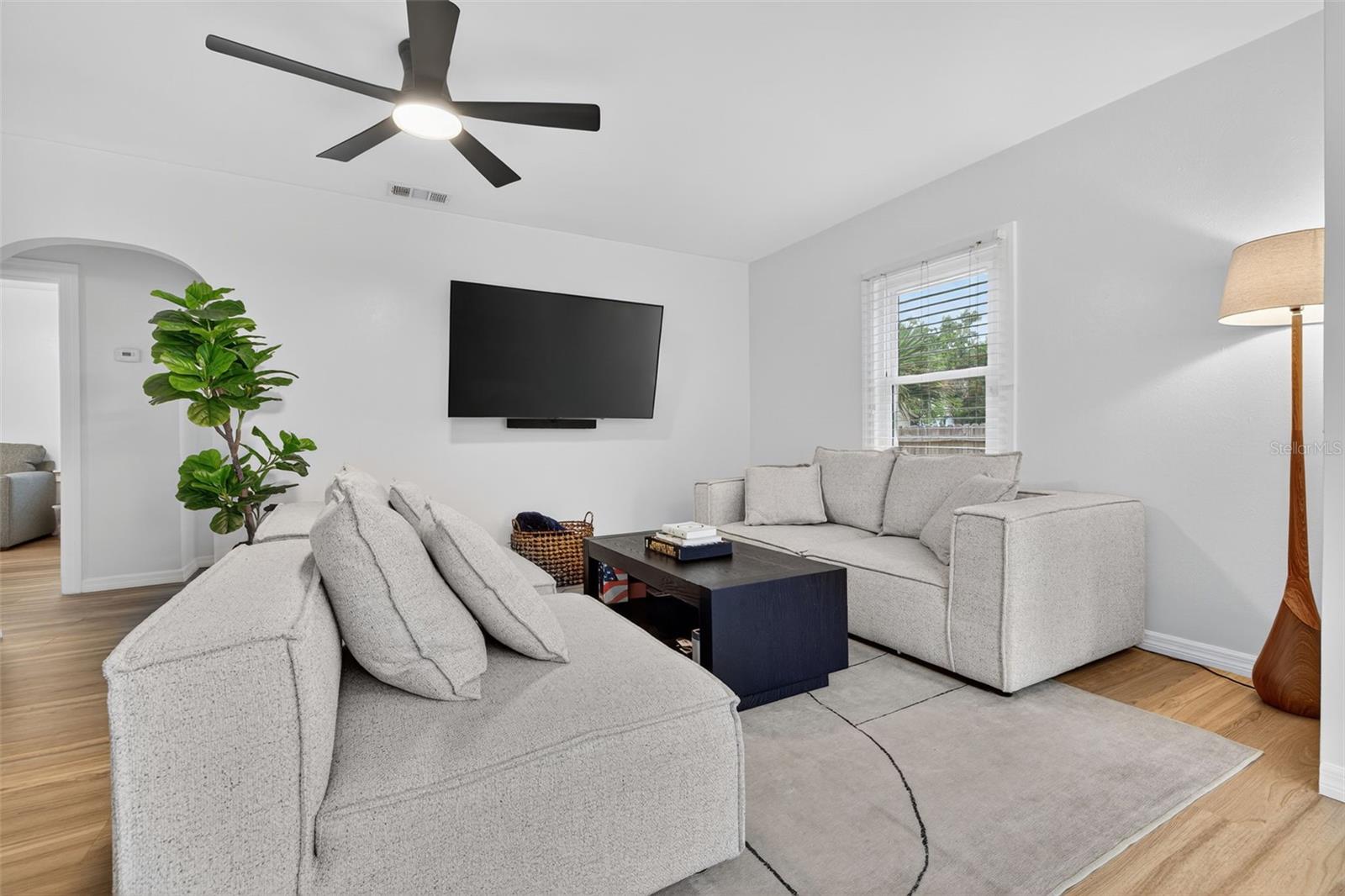 SOUTH SHORE PARK - Residential Lease