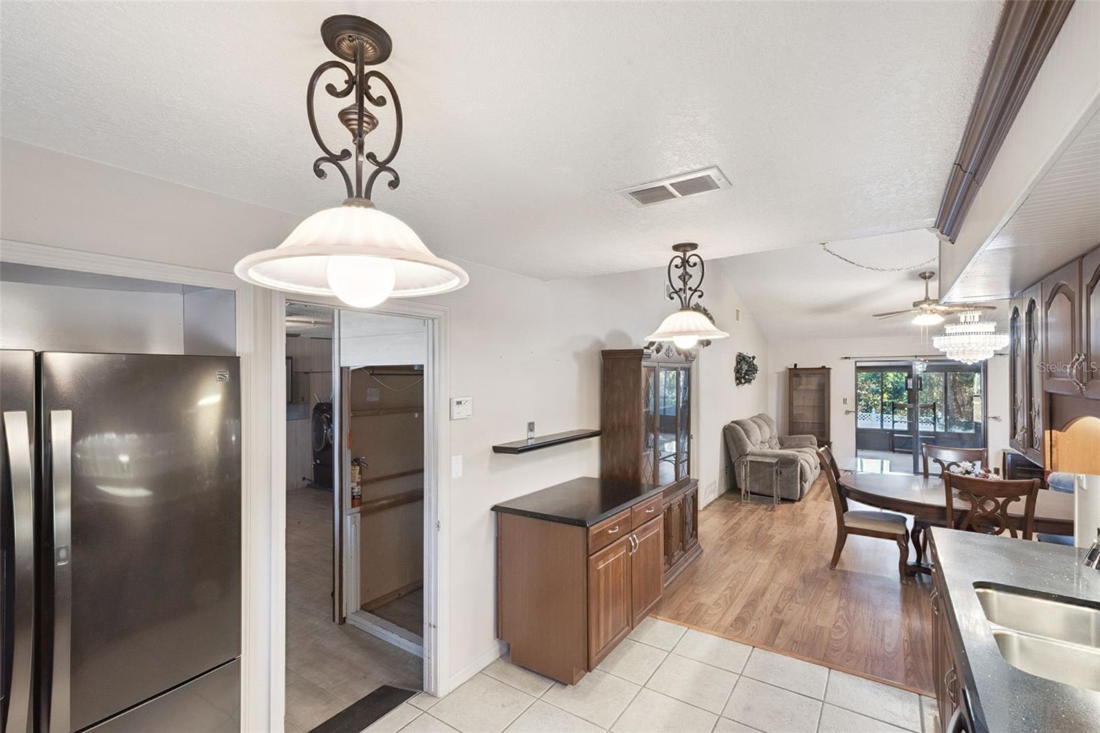 DELTONA LAKES UN 66 - Residential