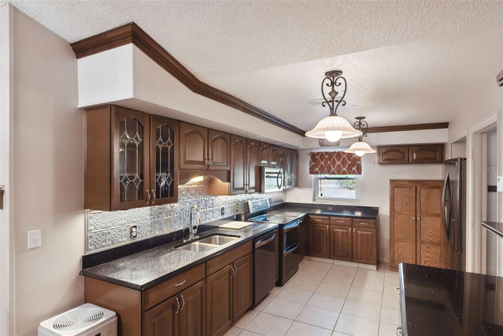 DELTONA LAKES UN 66 - Residential