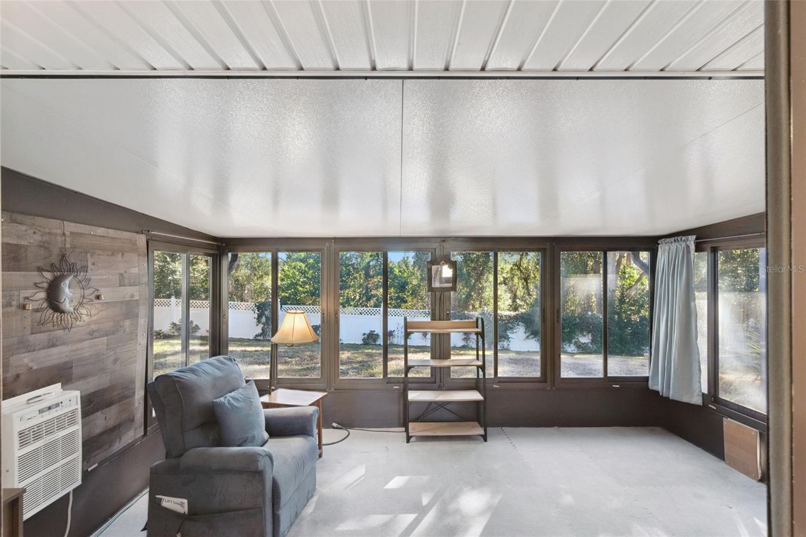 DELTONA LAKES UN 66 - Residential