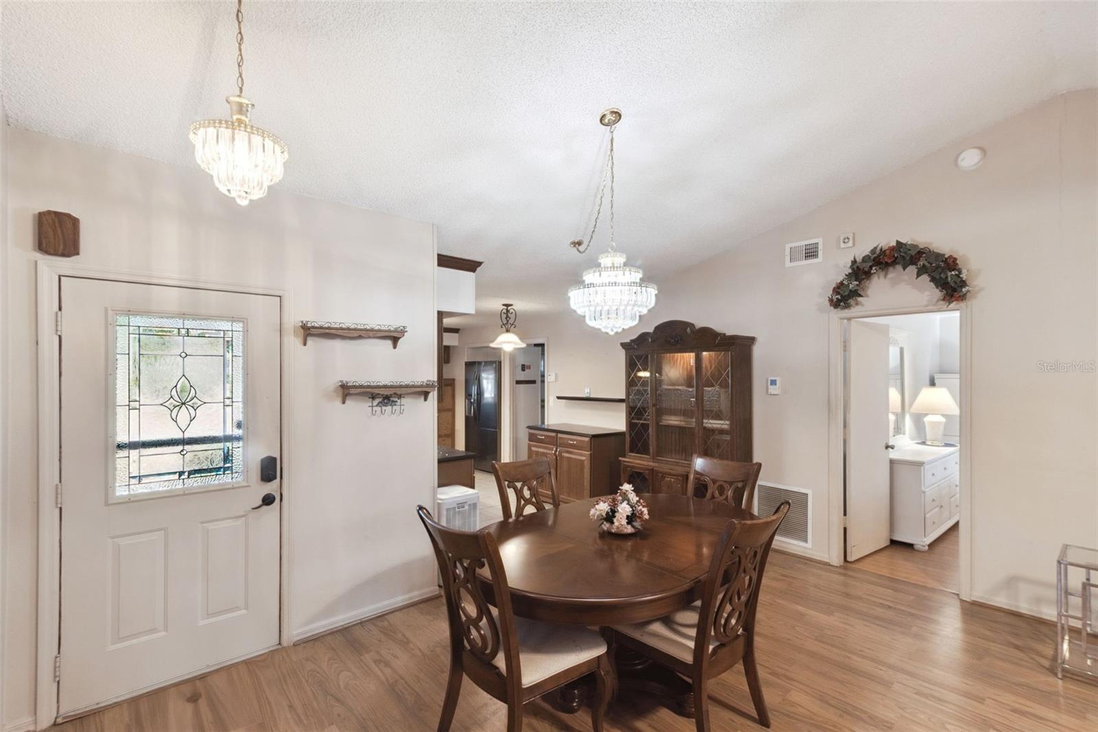 DELTONA LAKES UN 66 - Residential