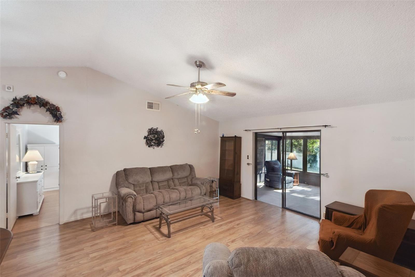 DELTONA LAKES UN 66 - Residential