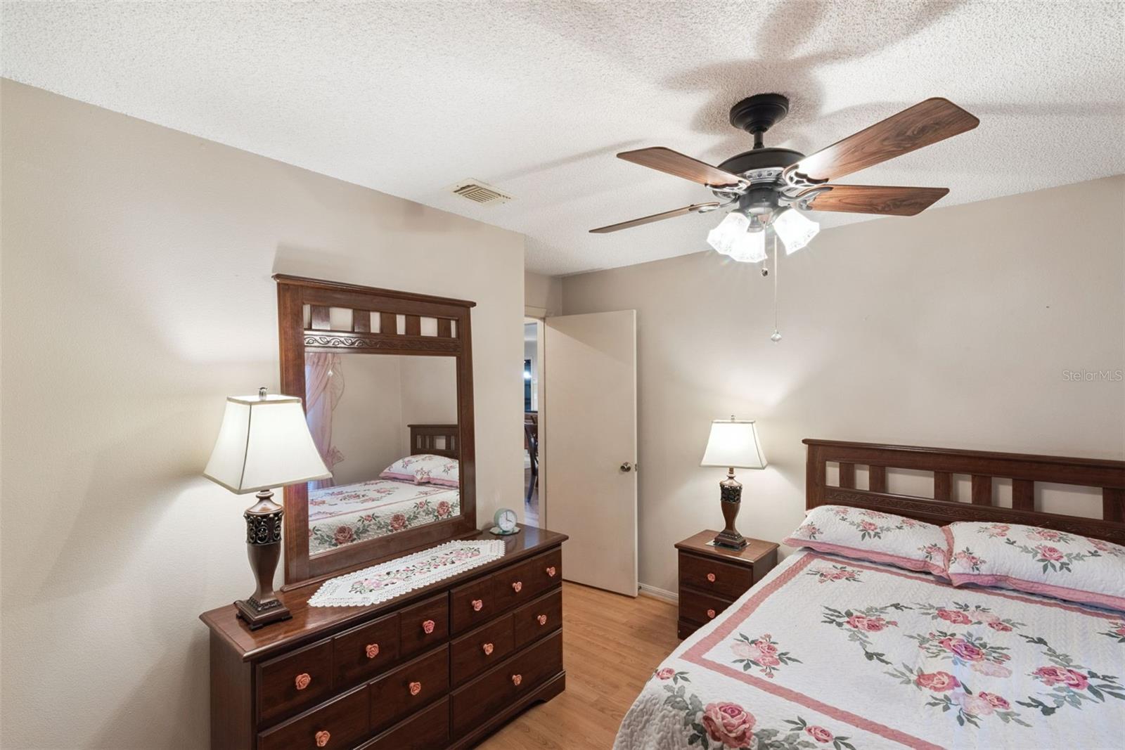 DELTONA LAKES UN 66 - Residential