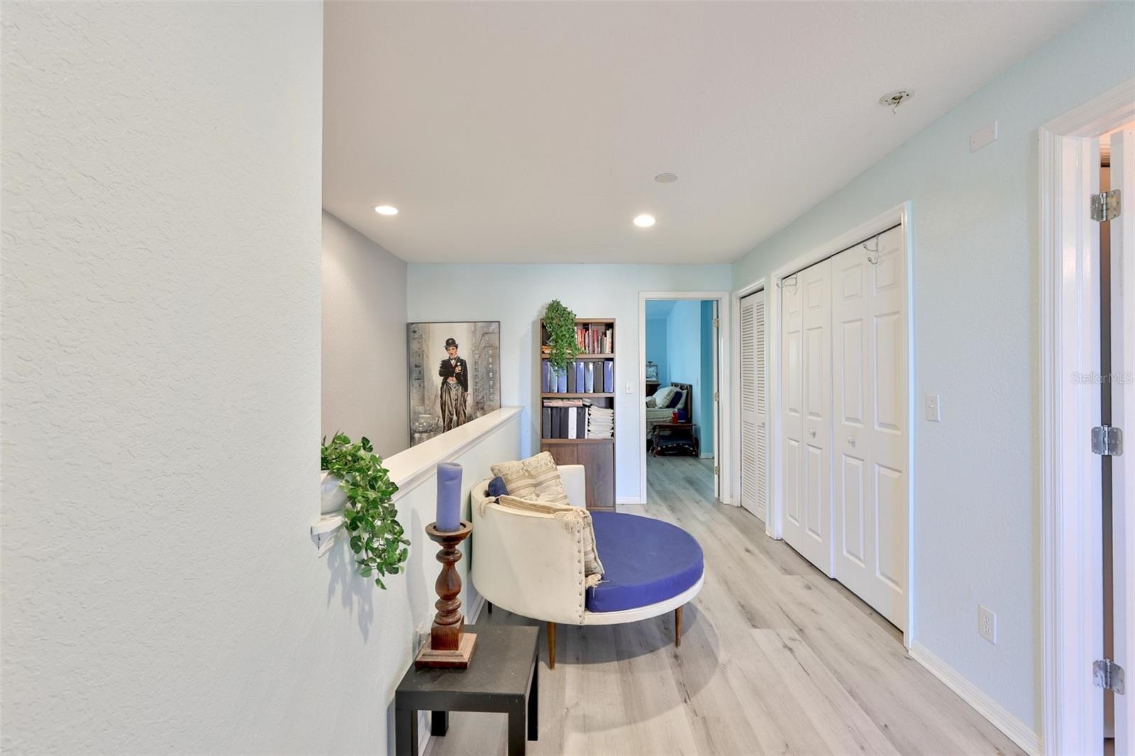 WILLOW LAKE - Residential