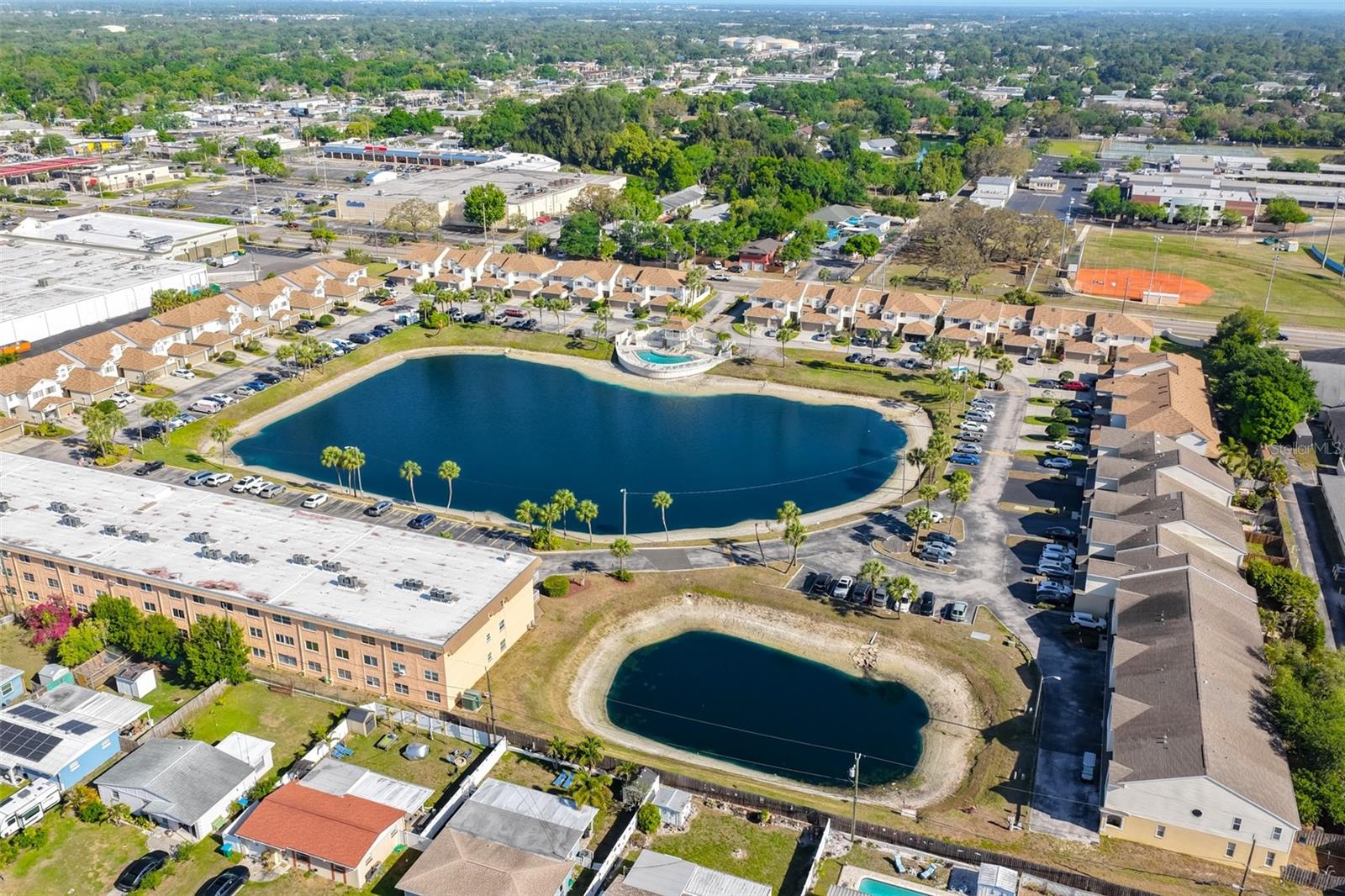 WILLOW LAKE - Residential