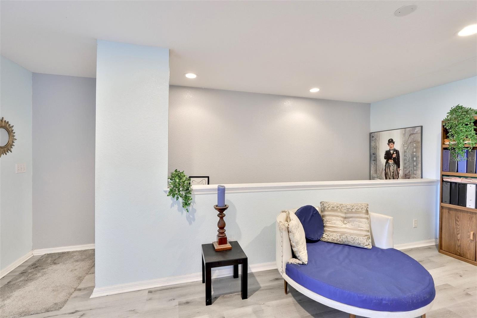 WILLOW LAKE - Residential