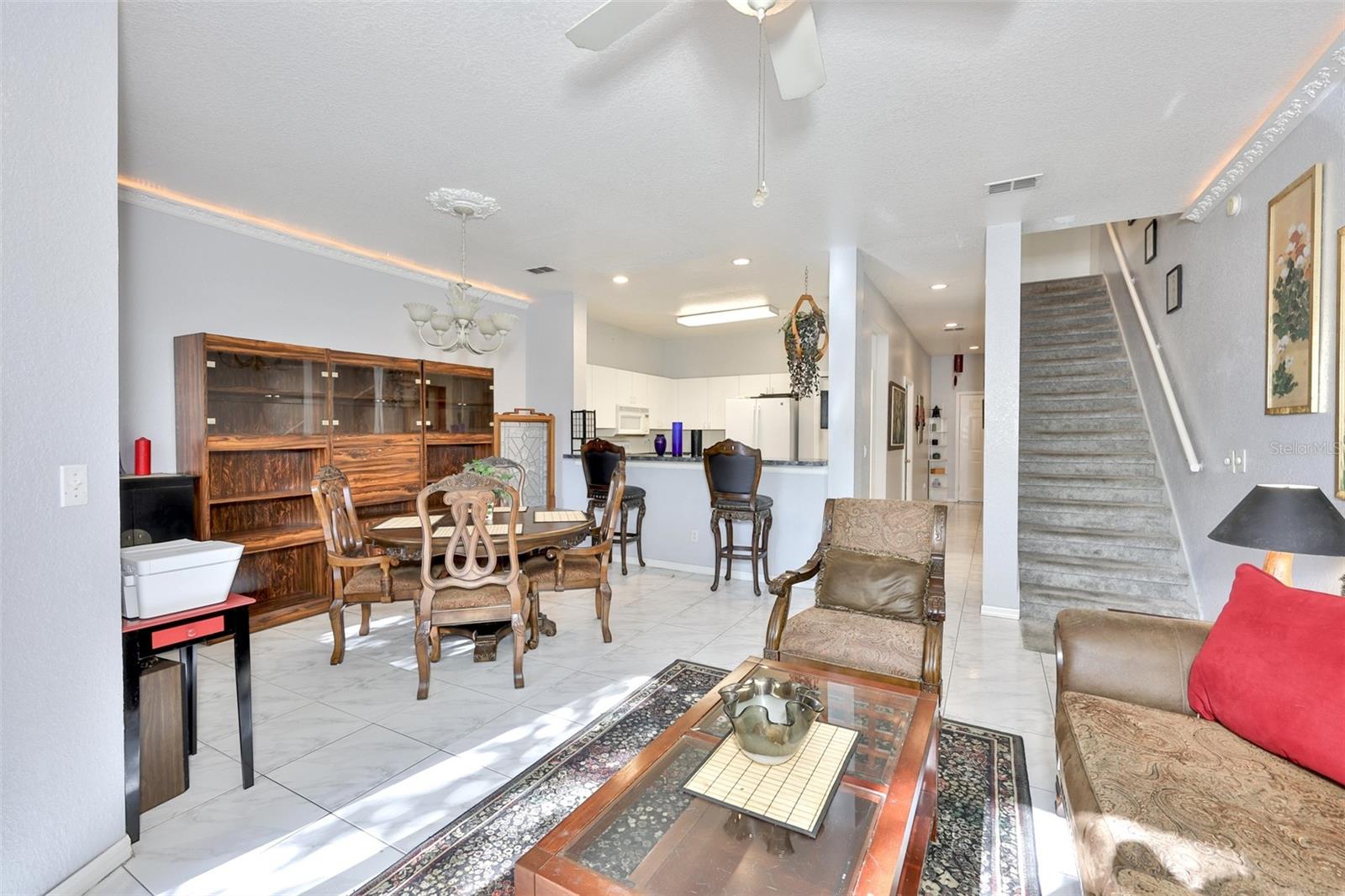 WILLOW LAKE - Residential