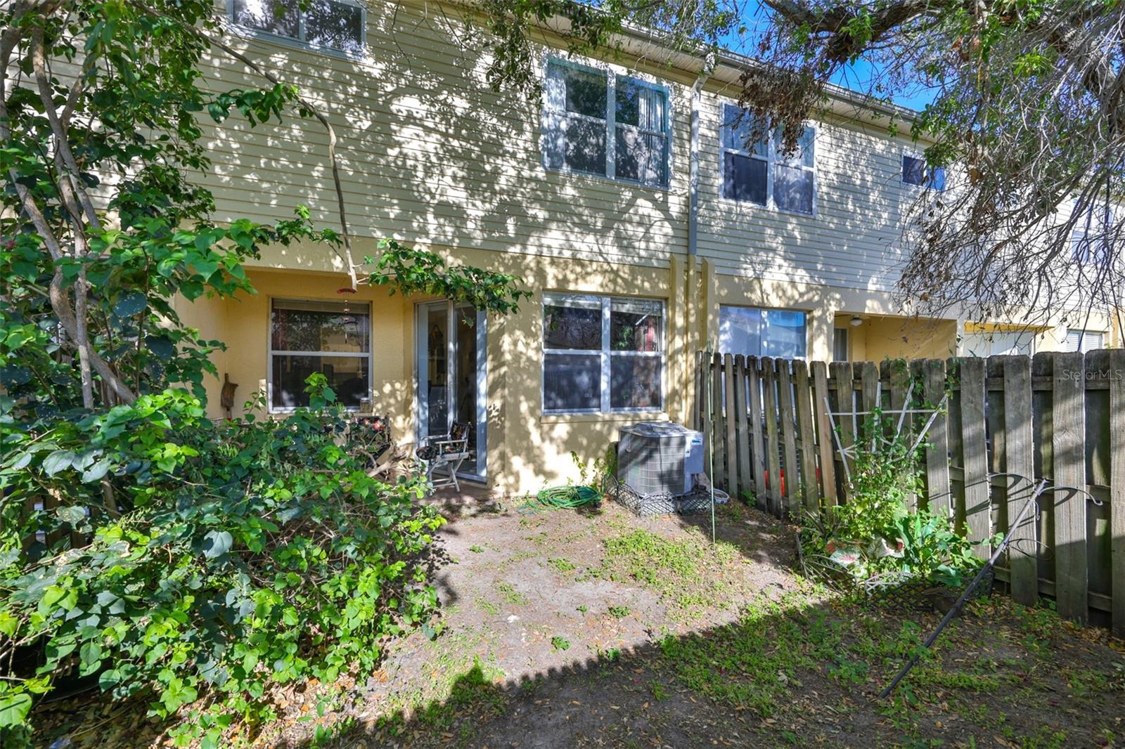 WILLOW LAKE - Residential