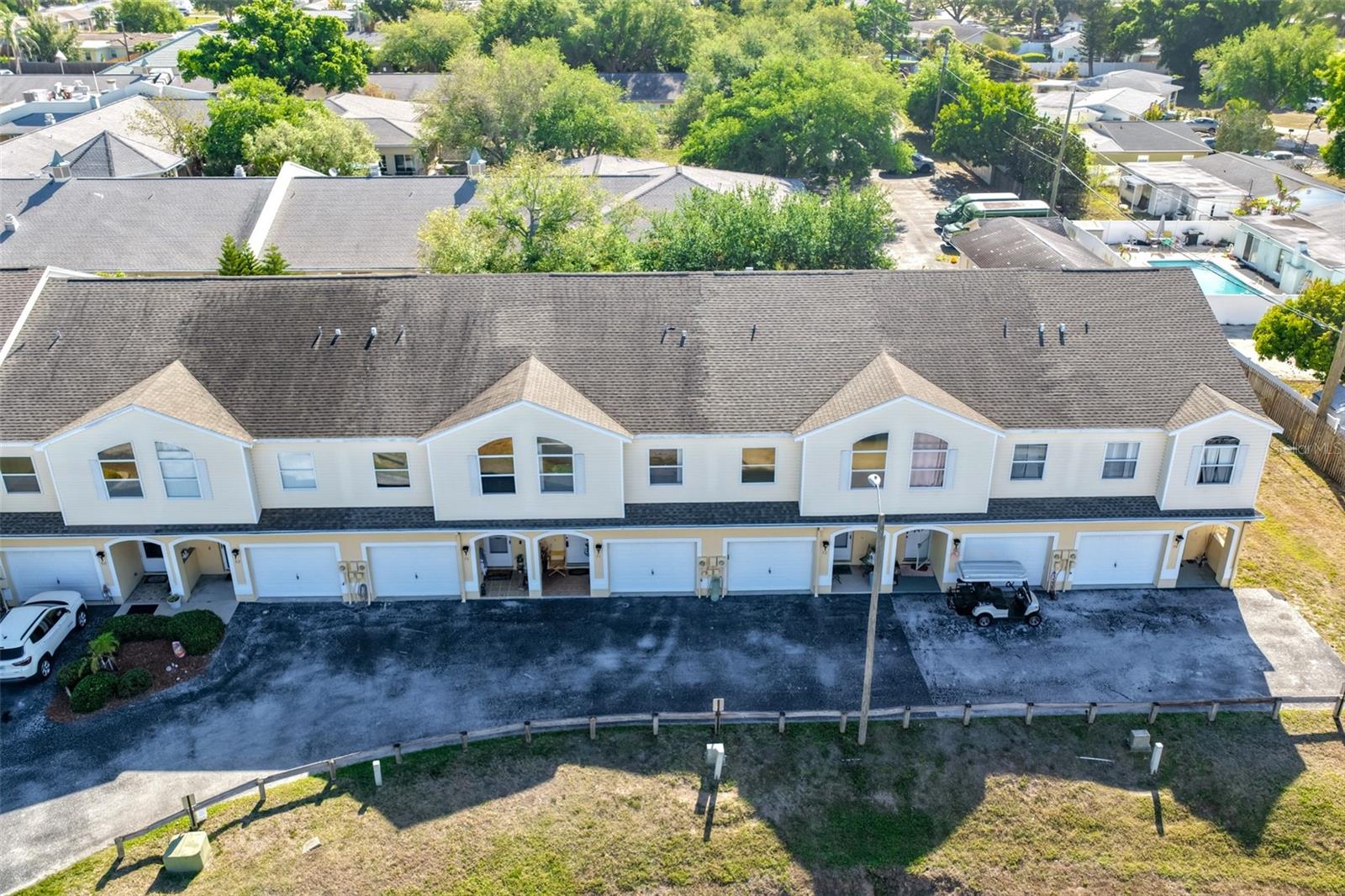 WILLOW LAKE - Residential