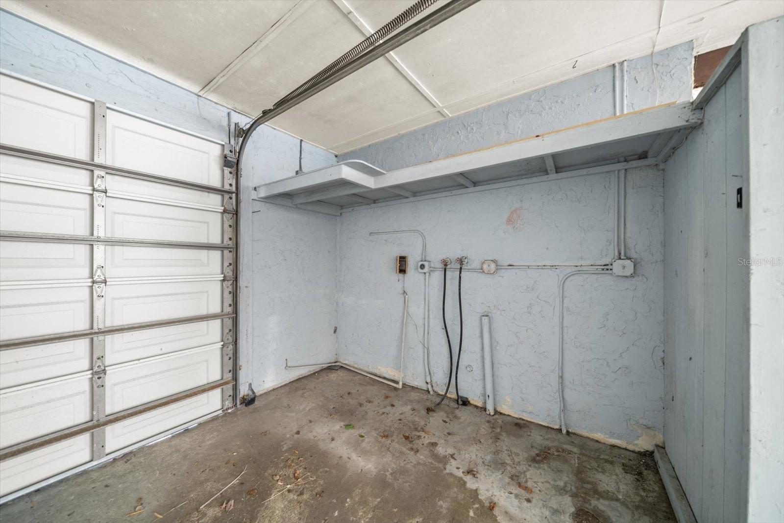 LA HACIENDA CONDO - Residential