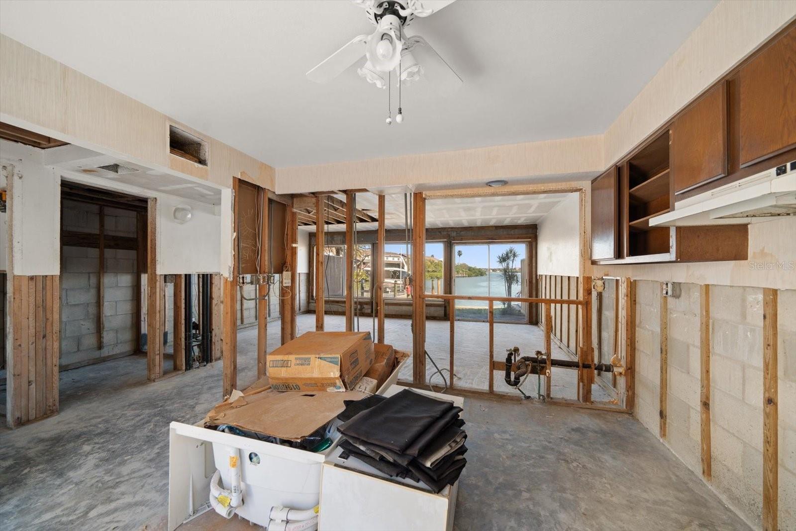 LA HACIENDA CONDO - Residential