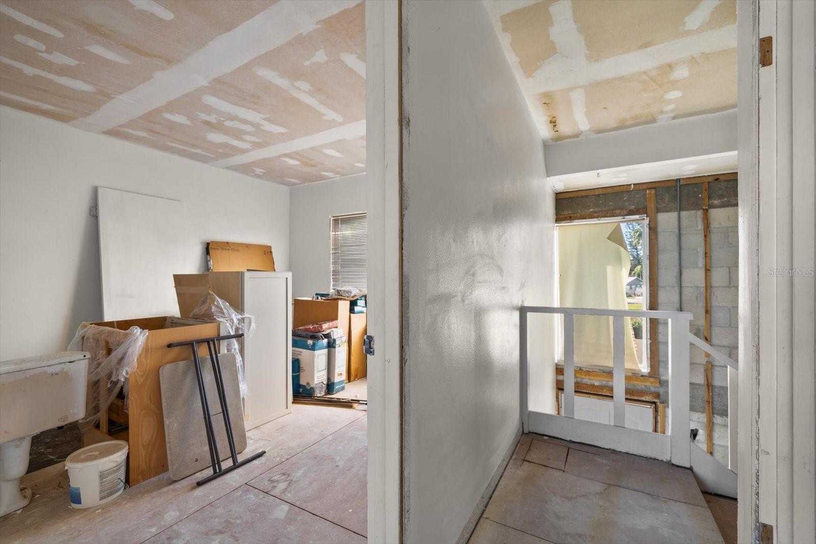 LA HACIENDA CONDO - Residential