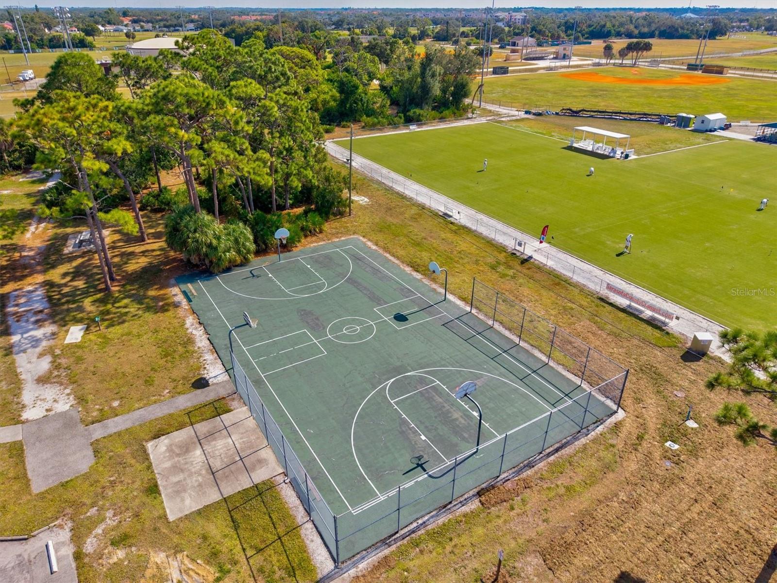 PINEBROOK LAKE CLUB PH 2 - Residential