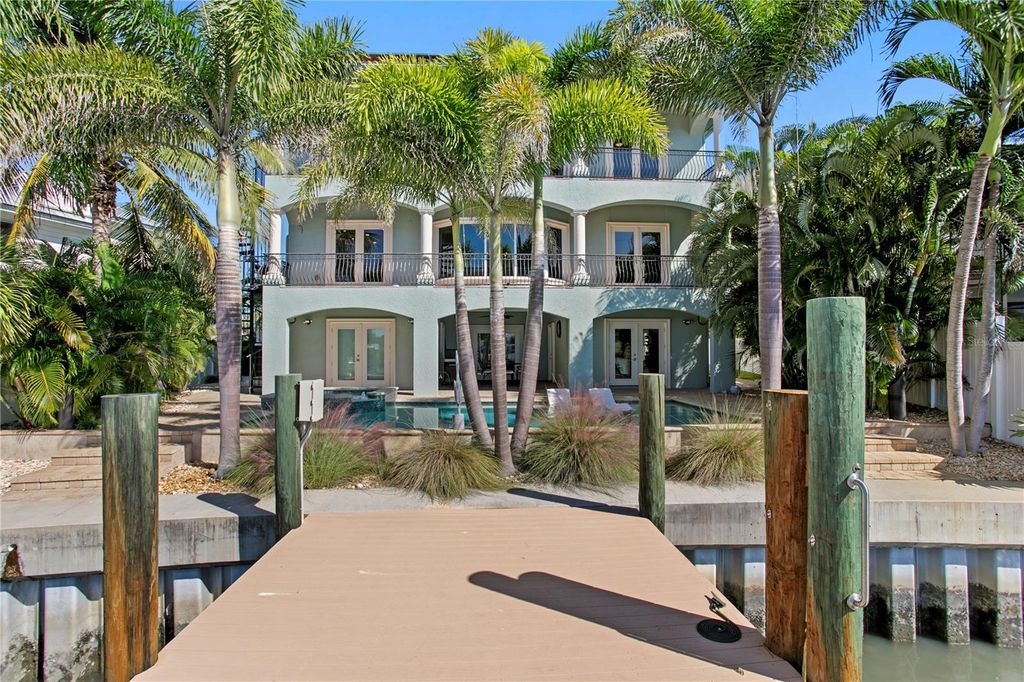 Photo of 5954 Skimmer Point Boulevard S, Gulfport, FL 33707 (MLS # TB8442166)