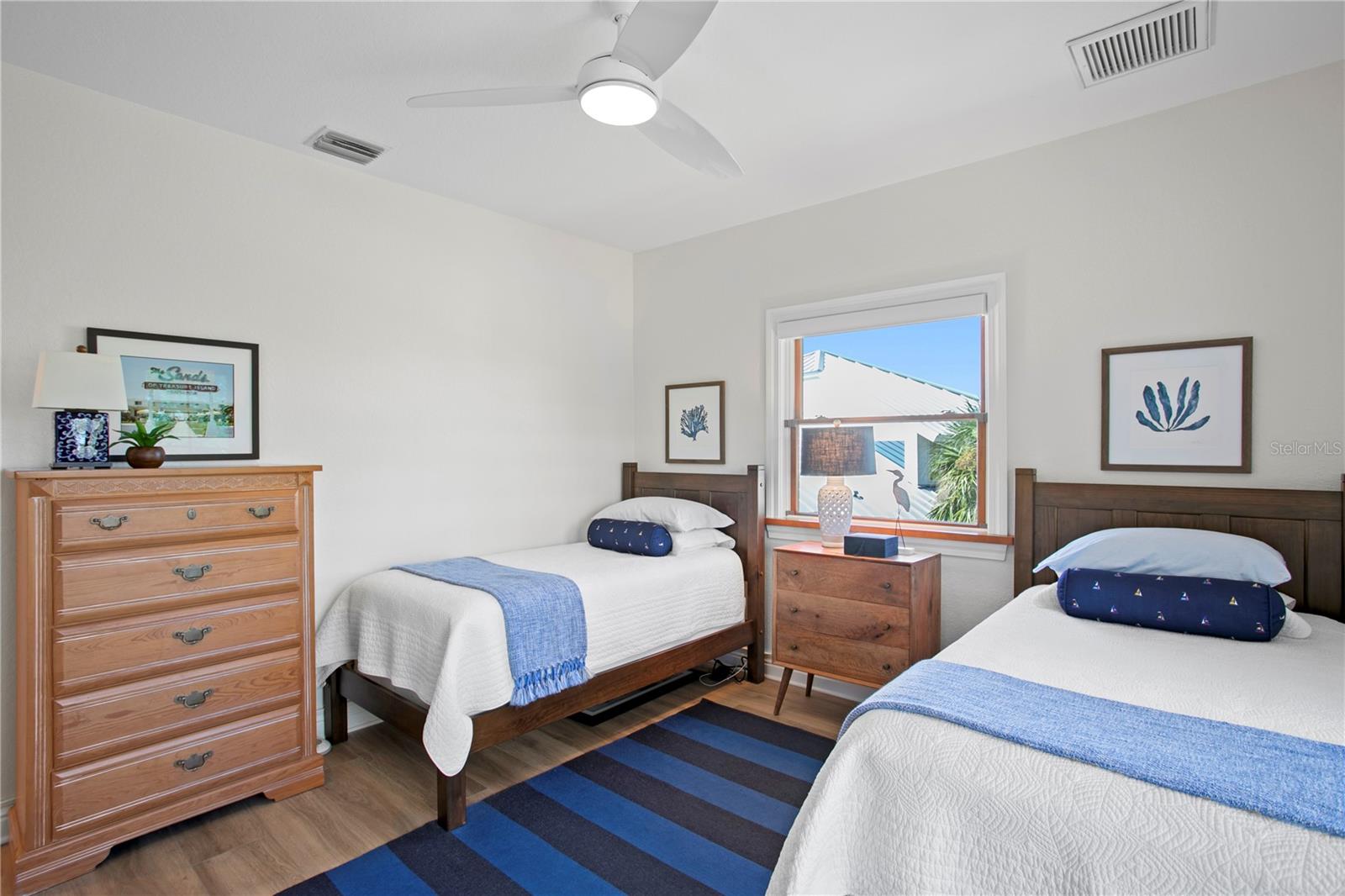 SKIMMER POINT PH II - Residential