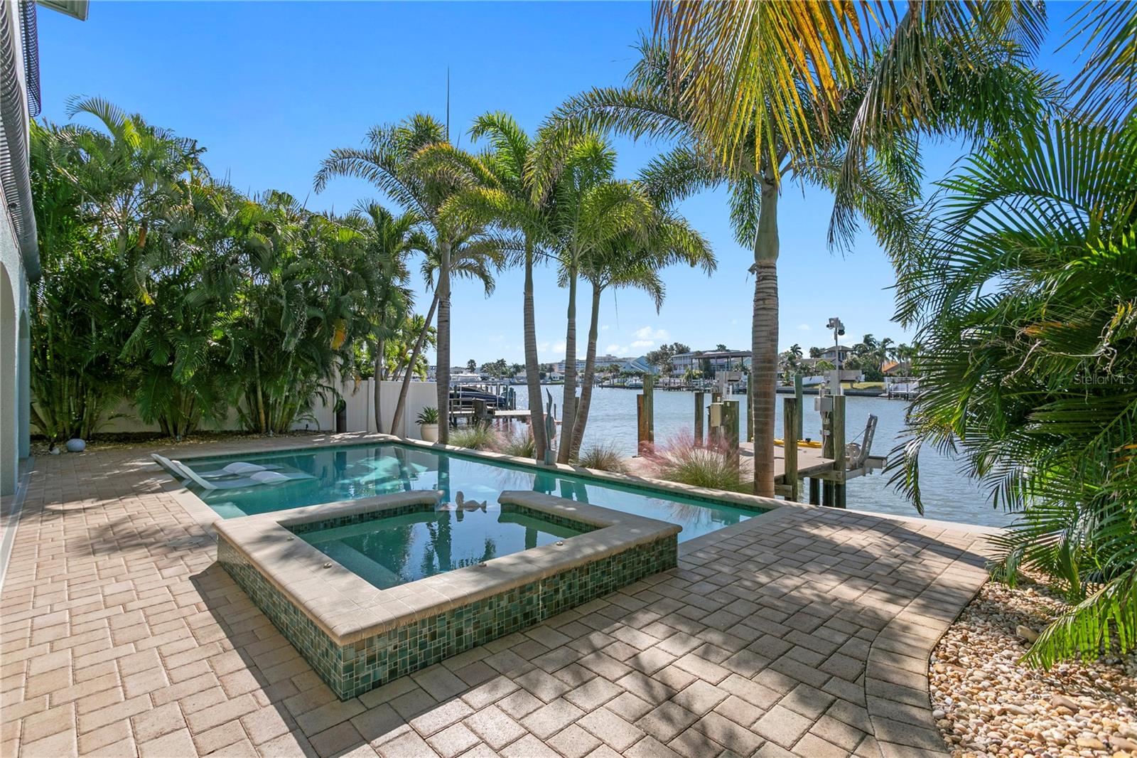 SKIMMER POINT PH II - Residential