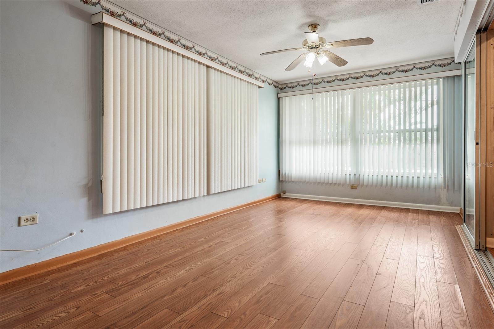 WINDSOR PARK 3RD ADD - Residential