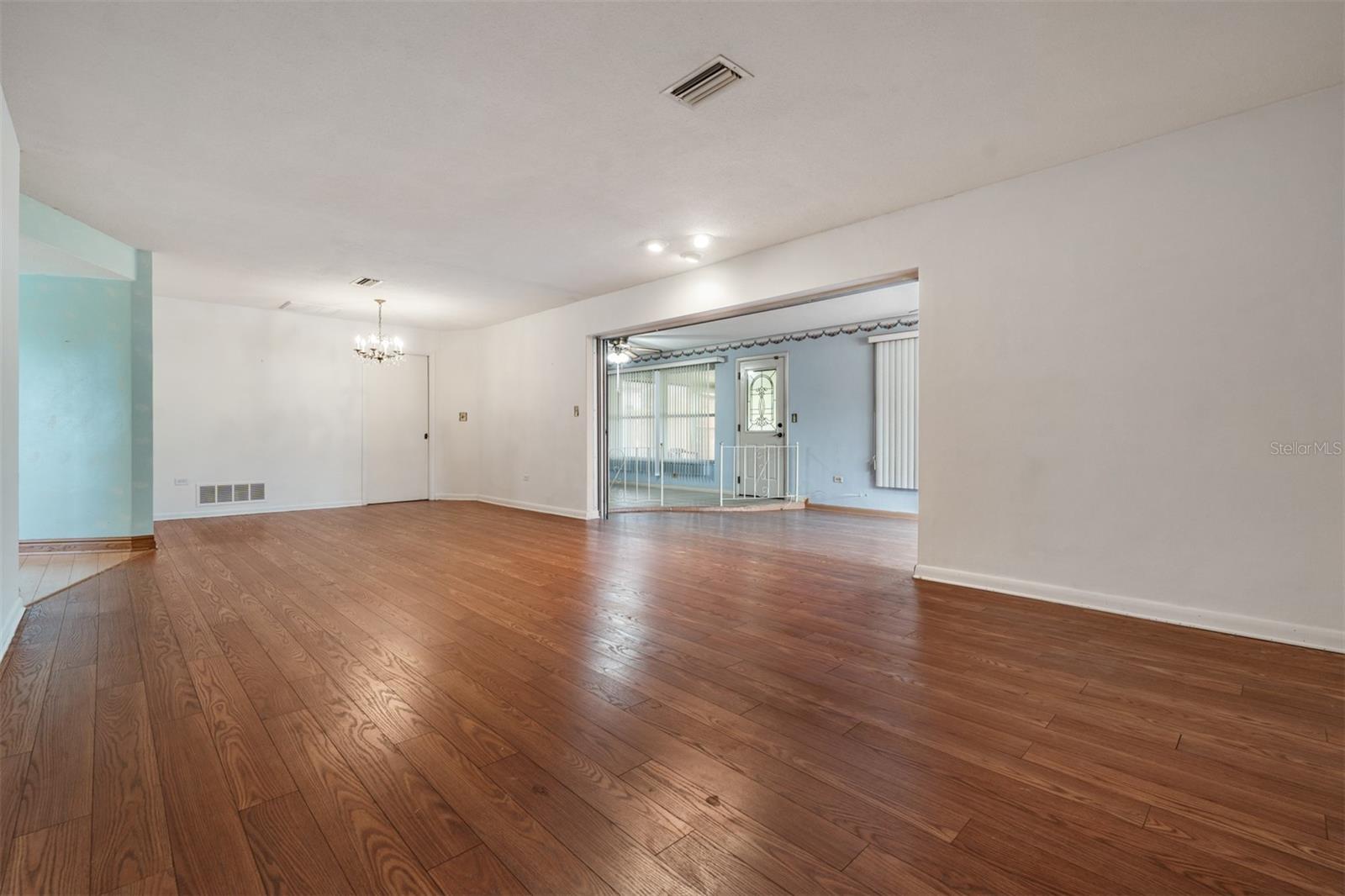 WINDSOR PARK 3RD ADD - Residential