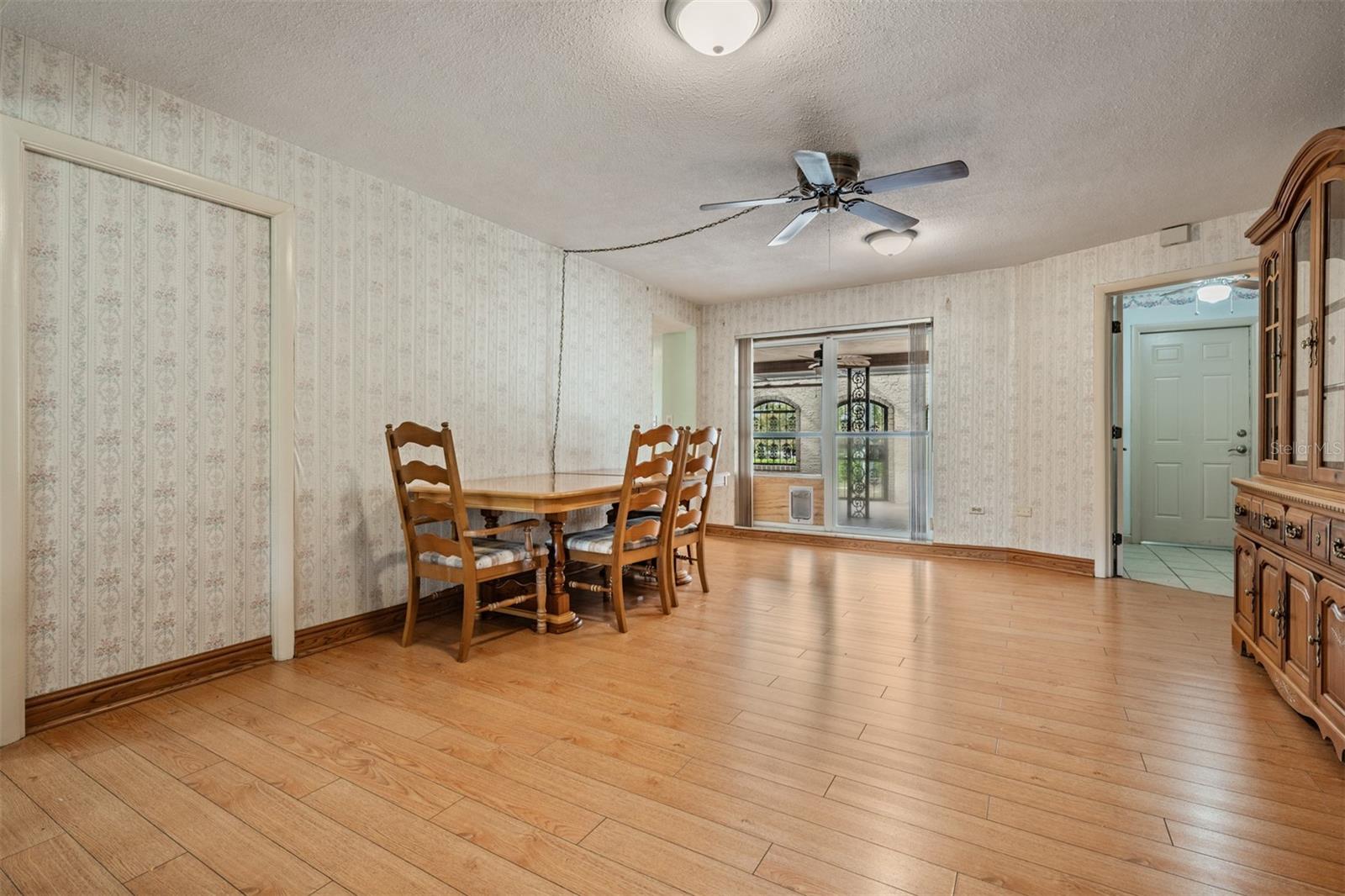 WINDSOR PARK 3RD ADD - Residential