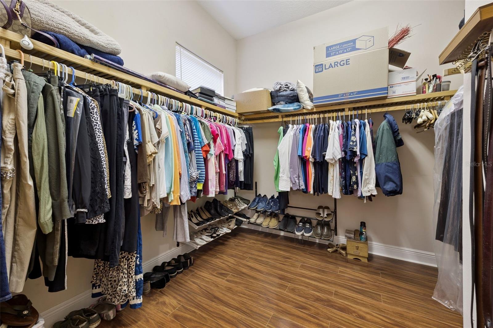 LAS COLINAS PH II SUB - Residential