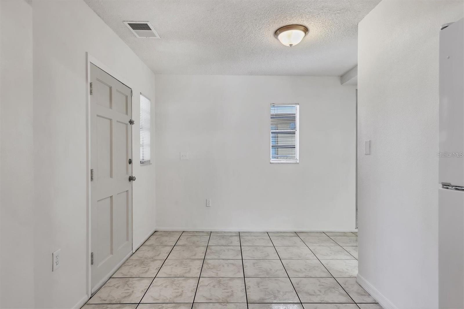 NEWTOWN HEIGHTS FIRST ADD TO - Residential Lease