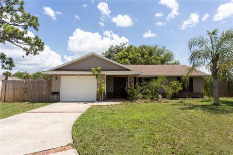 Photo of 4784 Crossbow Court, Orlando, FL 32829 (MLS # O6345278)