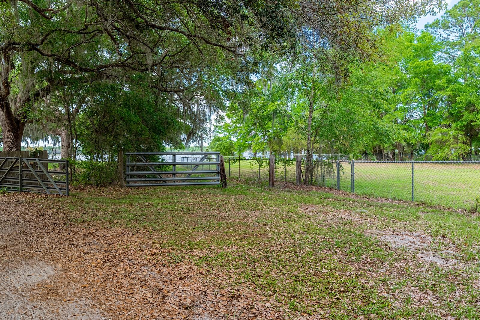 SWANS NEST - Residential
