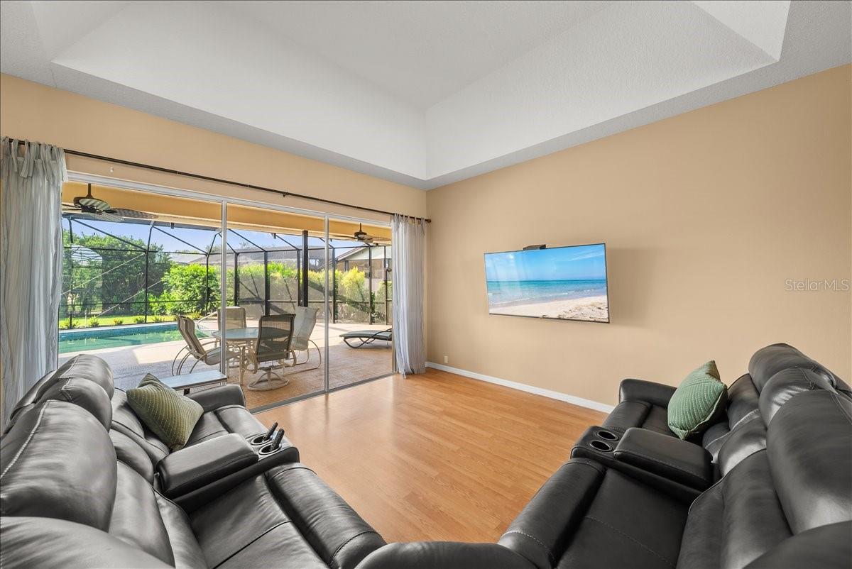 PERIDIA UNIT THREE - Residential