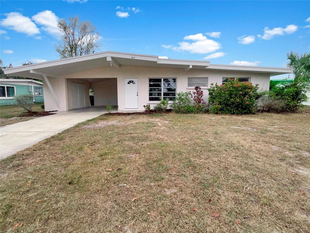 Photo of 5812 22nd Street W, Bradenton, FL 34207 (MLS # O6365877)